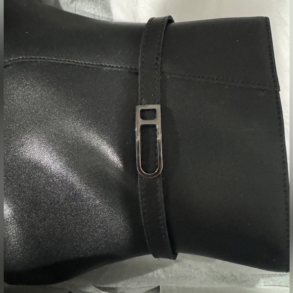 AQUA COLLEGE Womens Black Padded Waterproof Block Heel Zip-Up Leather Booties - Picture 8 of 8